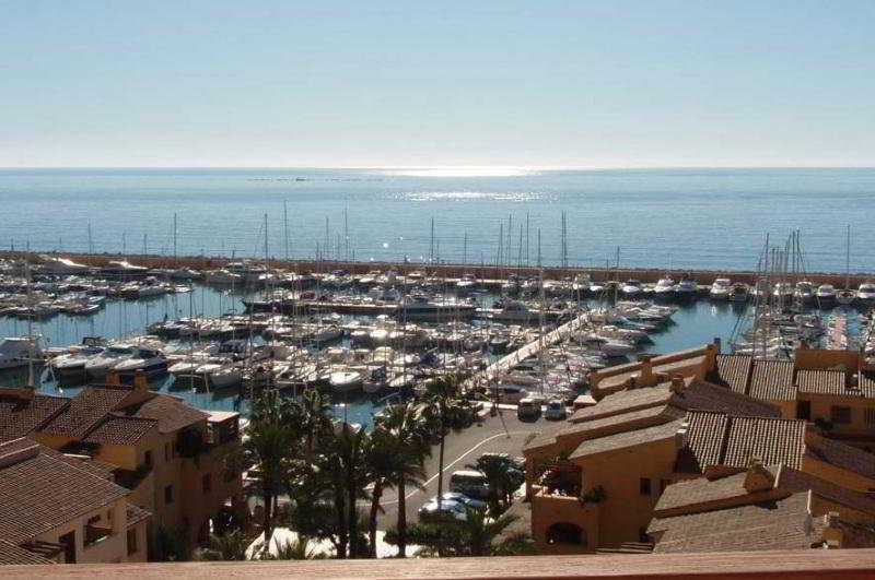 Pierre & Vacances Altea Beach - Port Exterior photo