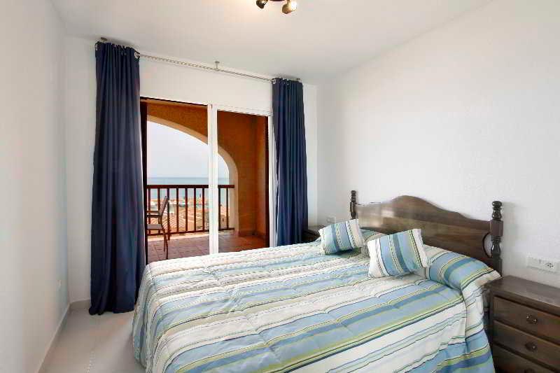 Pierre & Vacances Altea Beach - Port Exterior photo